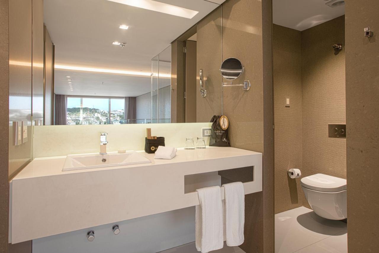 Suryaa Hotel Pinhais, Curio Collection By Hilton Exterior foto