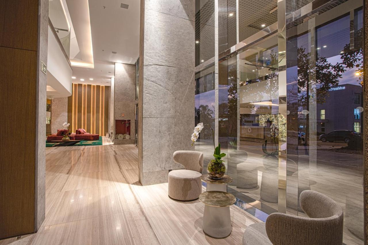 Suryaa Hotel Pinhais, Curio Collection By Hilton Exterior foto