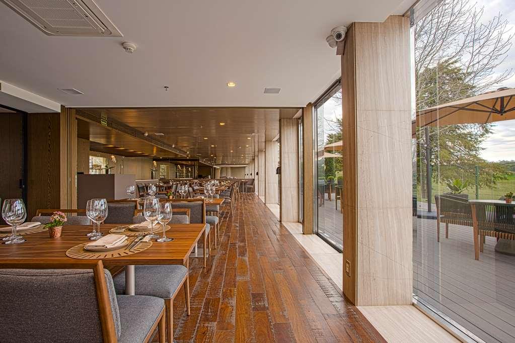 Suryaa Hotel Pinhais, Curio Collection By Hilton Restaurante foto